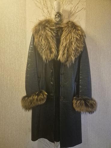 Qadın üçün uzun dərili kürk palto - Rəng: qara - Model: klassik düz lalafo.az -da Qadın üçün uzun dərili kürk palto - Rəng: qara - Model: klassik düz