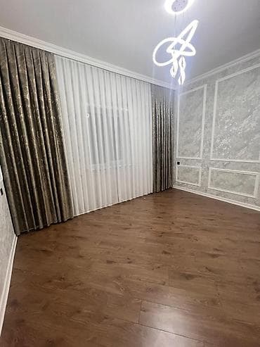 ev və bağ: Satılır: həyətli fərdi ev Xüsusiyyətlər: - Geniş həyət və örtülü — 8