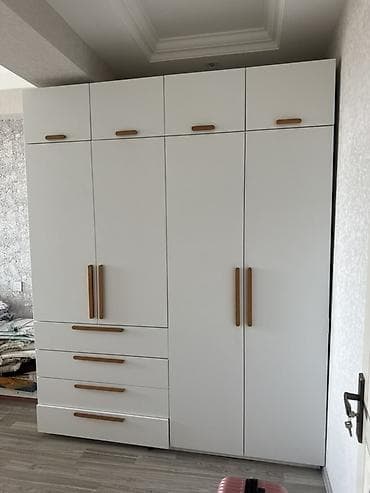qapi taxta: Ağ rəngli modul paltar şkafı - Minimalist dizayn: mat ağ fasad, təbii — 1