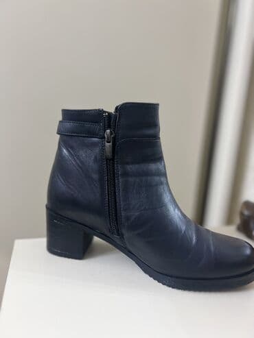 ботильоны без каблука: Размер: 36, цвет - Черный, Б/у — 4