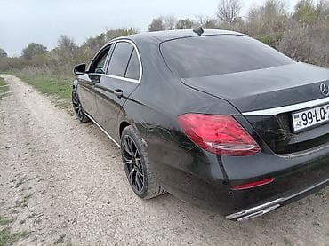 mercedes 190 satisi: Mercedes-Benz E-Class: 2 l | 2017 il Sedan — 3