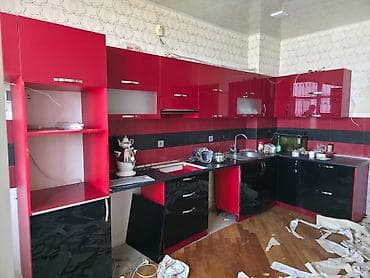 kuxna mebilleri: Mətbəx mebeli - 250₼. ustunde moyka verilecek. olçu 4metr. Unvan Baki — 3