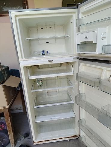 baku electronics soyuducu: İki qapılı, soyuducu - Rəng: boz. Aşağı hissəsində paslanmış yerləri — 2