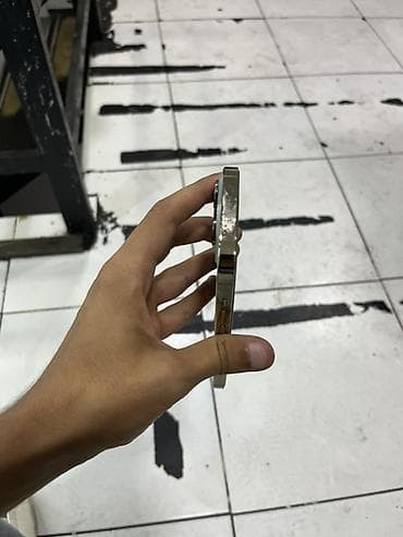macbook pro 2013: IPhone 14 Pro, 128 GB, Gümüşü, Simsiz şarj — 3