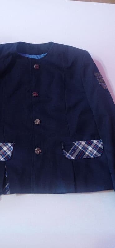 Donlar: Məktəbli pencəyi təzə iki dəfə geyilib. O birisi pencəklərdən seçilir — 1