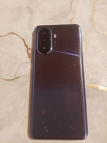 Huawei Nova Y70, 128 GB, rəng - Qara, Qırıq