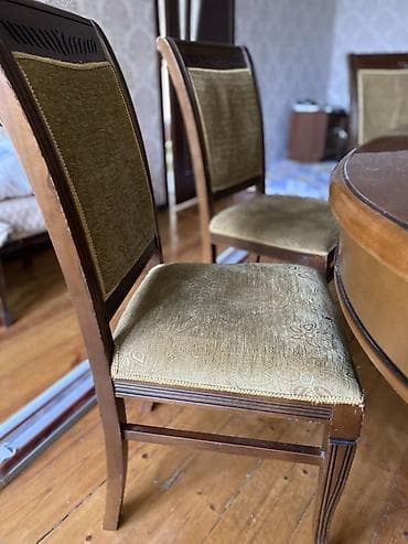 kasli fiqur: Qonaq otağı üçün, Oval masa — 1