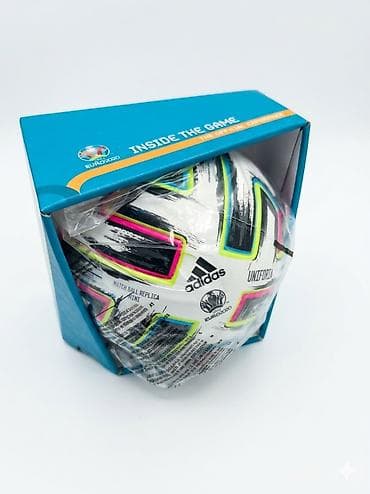 Adidas EURO 2020 Uniforia Match Ball Replica – orijinal qablaşdırmada