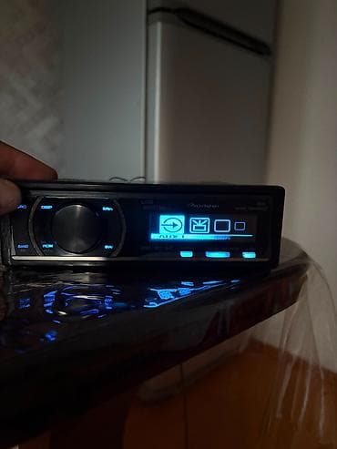 dubay iphone 15: Salam ideal vəziyyətdədir 6 çıxışlı Aux fləş radio ideal işləkdir — 3