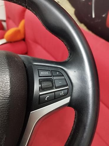 islenmis diskilerin satisi: BMW X5 sukan. Tam orjinal üstən çıxma M ruludu her weyi iwlekdir — 5