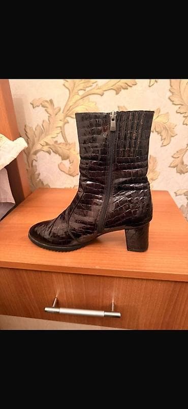 Çəkmələr: Qısaboğaz, Ölçü: 42, rəng - Qəhvəyi, Yeni — 1