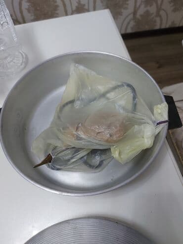 Mətbəx aksesuarları: Satılır: Şüşə dəstlər və elektrikli tavalar 1) Kəsimli şüşə içki — 4