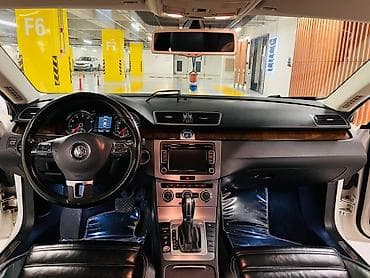 bmw 525 d: Volkswagen Passat CC: 1.8 l | 2013 il Sedan — 9