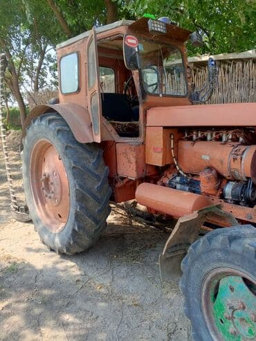 диски на авто бмв: Kənd təsərrüfatı işləri üçün nəzərdə tutulmuş narıncı rəngli traktor — 4