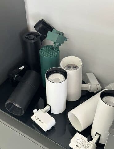 светильник напольный: Reys işıqlandırma sistemi. Reysin metrəsi 3.2 azn. İşıq aksesuarları — 4