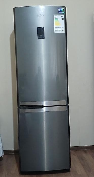 İki qapılı, üstdən donduruculu soyuducu - Rəng: inox (paslanmaz polad lalafo.az -da İki qapılı, üstdən donduruculu soyuducu - Rəng: inox (paslanmaz polad