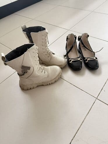 детские осенние сапоги: Uşaq ayaqqabıları. Qız ayaqqabıları. İkisi cəmi 20 azn. - Ağ rəngli — 2