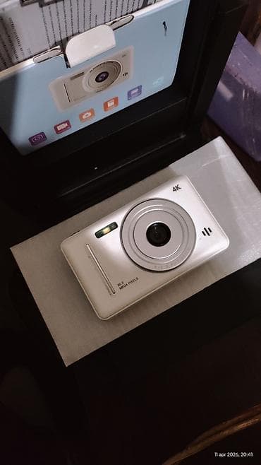 Rəqəmsal fotoaparat – 4K video, 50 MP foto Xüsusiyyətlər: - 4K video