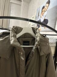 4xl nece razmerdi: Kurta Türkiyyənin məhşur Manuka firmasınındır, yeni kimidir. Toplam 4 — 5