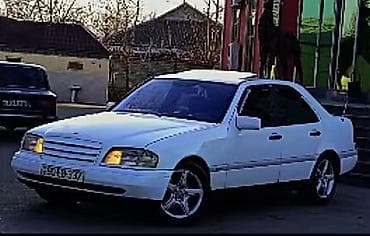 18 disk: Mercedes-Benz C-Class: 2.2 l | 1995 il Sedan — 5