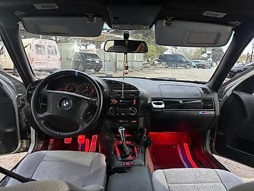 kredite avtomobil: BMW 3 series: 2 l | 1994 il Sedan — 2