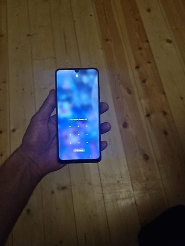 gumuş eşyalar: Sabirabada a32 yadaşı 128 telfon satlır 150azın — 1