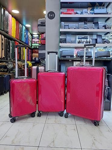 çamta: Parlaq çəhrayı sərt korpuslu səyahət çamadan dəsti - 3 ölçü: kabin — 1