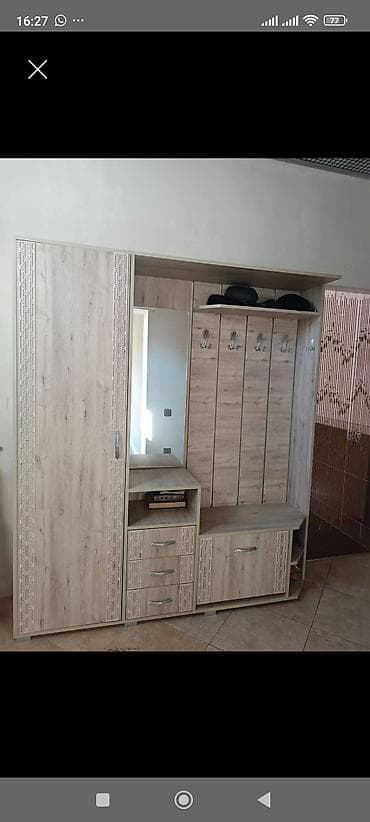 İşlənmiş, Açılan, 1 qapı Düz dolab, Dəhliz dolabı