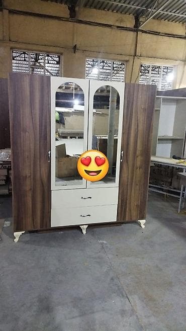 полка для книг: Шкафы-вешалки — 1