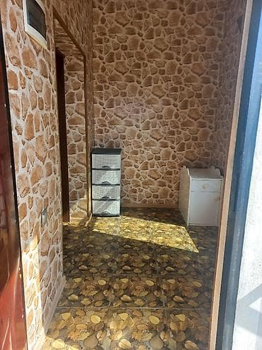 sumqayit qapi zavodu: Hövsan qəs. 5 otaqlı, 240 kv. m, Kredit yoxdur, Orta təmir — 6