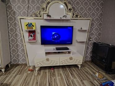 boz metbex mebelleri: Düz TV altlığı, Polkalı, Taxtalı — 1