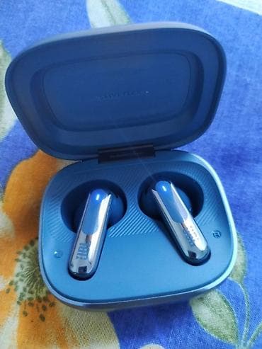 JBL Live Flex TWS qulaqlıqlar - Rəng: mavi - Qutu üzərində — 2
