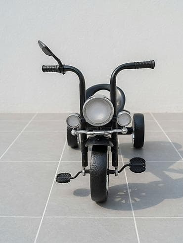 volta vs2: Uşaq üçtəkərli velosipedi – motosiklet üslubunda - Rəng: mavi-qara - — 2