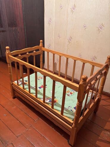 Volkswagen: Oğlan və qız üçün, Dördbucaq, Beşik, Dəstsiz, Matras ilə, Yellənmə mexanizmsiz — 2