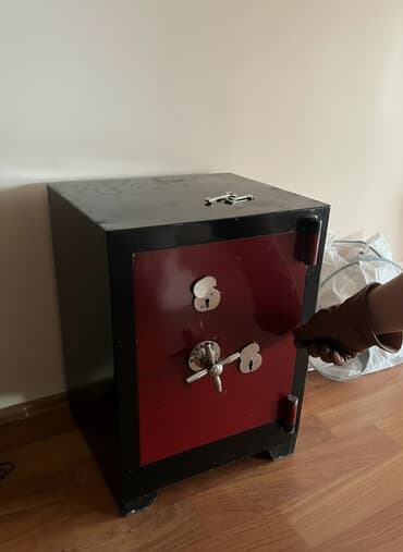 Avtoservis avadanlıqları: Metall seyf – çoxnöqtəli mexaniki kilidləmə - Korpus: qalın metal — 1