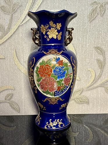 sir sekilleri: Bir vaza, Farfor — 5