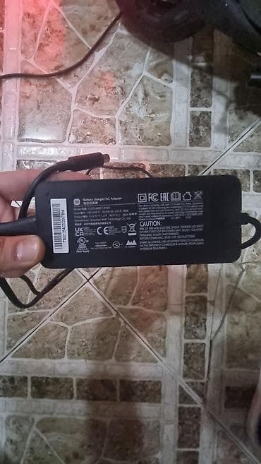 Elektrik nəqliyyatı: Elektrik skuter – qatlana bilən şəhər modeli - Rəng: qara, yığcam — 9