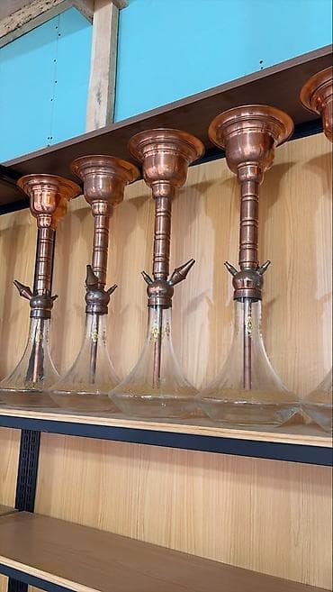 qiz kurtkasi: Mis qablı nərgilər – mis gövdə və şüşə kolba ilə DIQQET. TOPDAN — 1