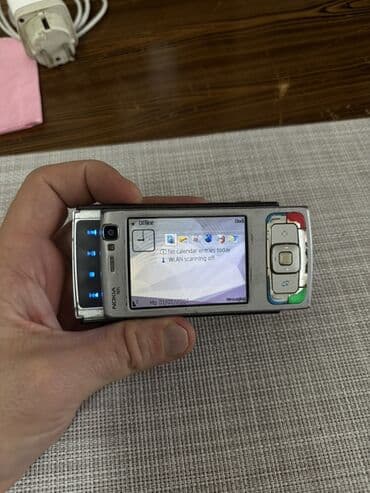 nokia n95 navi edition: Nokia N95, rəng - Gümüşü, Düyməli — 5