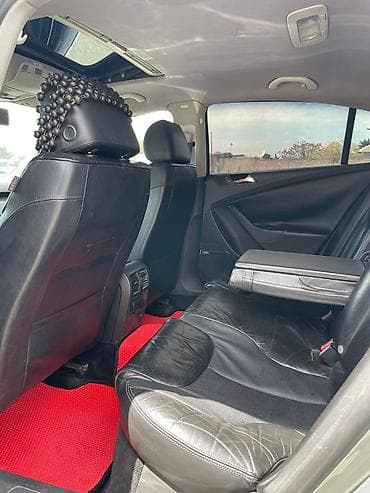 avto oturacaqlar: Volkswagen Passat B6 sedan – salon təsviri - Geniş və rahat salon — 6