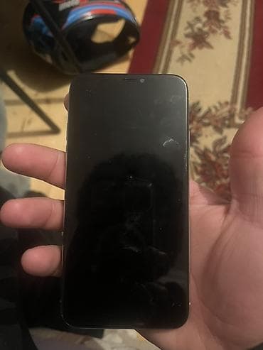 iphone 17 pro qiymet: IPhone X — 64 GB, gümüş rəng Xüsusiyyətlər: - Ekran: 5.8" Super — 2