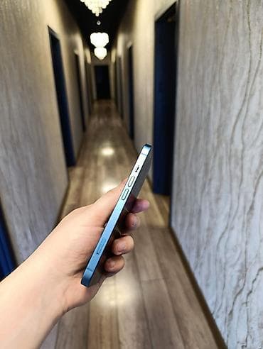 iphone plus: IPhone 13, 128 GB, Göy, Face ID — 4