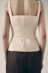 Əlcəklər: Zara teze top 
Dolgulu modeldir — 8