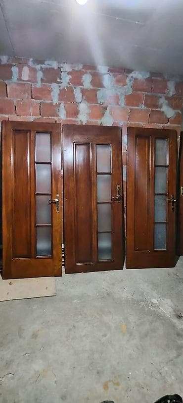 Məhsul: Taxta otaq qapıları (3 ədəd) Ölculər 2 qapı 80sm digər 1 qapı — 2