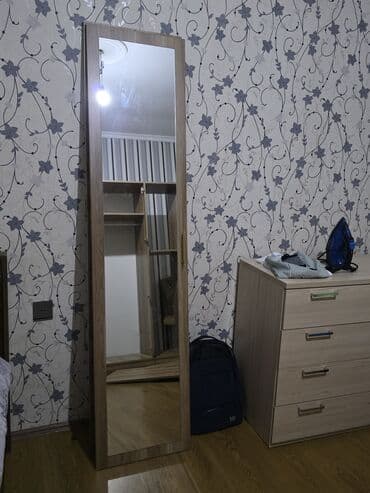 Məişət məhsulları: Açılan, 2 qapılı Düz dolab, Qarderob, paltar dolabı — 1