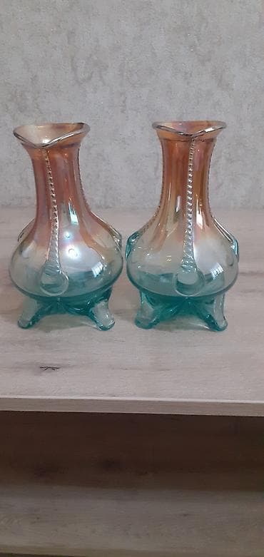 ev isiqlari: Hər biri 8 manat. Həcmi-1litr .Təzədir. 4 ədəd var. İstehsal ölkəsi — 3