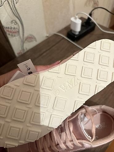 krosovka: ZARA qadın krossovkası - Model: ZARA sneakers - Rəng: açıq — 5