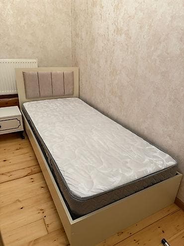 çay evi divan: 49Sm《isi》🤍 Carpayi 130m satilir. Teze kimidi.Demek olar istifade — 1