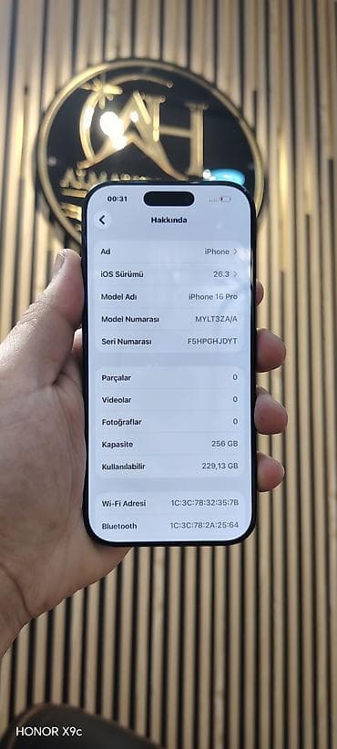 pubg mobile uc pulsuz: IPhone 16 Pro, 256 GB, Desert Titanium, Zəmanət, Simsiz şarj, Face ID — 2