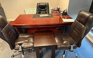 Ofis mebel dəsti Tərkib: - Geniş menecer/ direktor masası – tünd